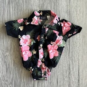 The Children’s Place Floral Onesie Size 6-9M‎